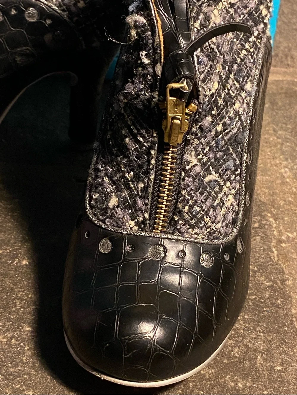 Irregular Choice BEES KNEES black/white tweed/leather booties,EUC,damaged box 8